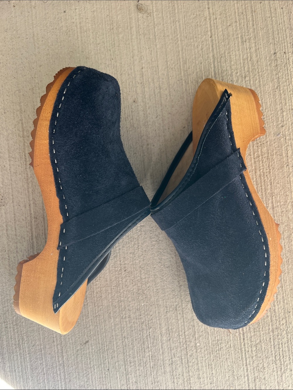 Navy Blue Suede Clogs Wooden Heels - Picture 3 of 8